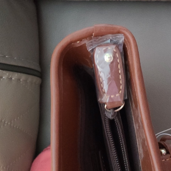 New without tags. Etienne Aigner Straw leather shoulder bag  . - Picture 4 of 9